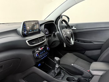 Used Hyundai TUCSON 2018 for sale - 79261529: Photo