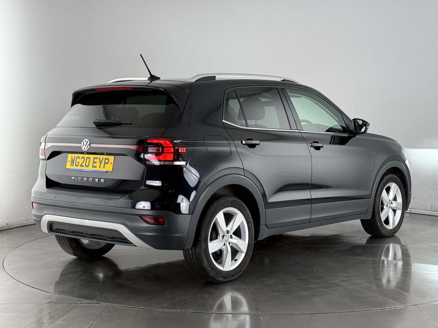 Used Volkswagen T-Cross 2020 for sale - 77221793: Photo 4
