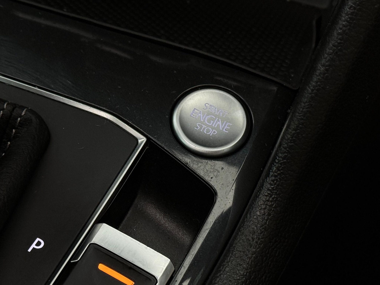 Used Volkswagen Tiguan 2020 for sale - 77246222: Photo 35