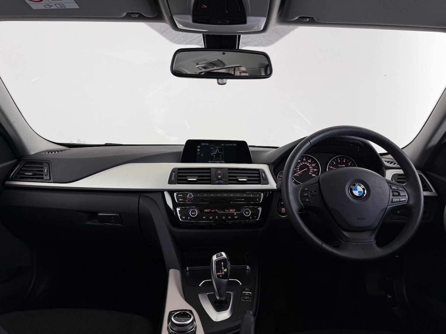 Used BMW 3 Series 2018 for sale - 77246692: Photo 19