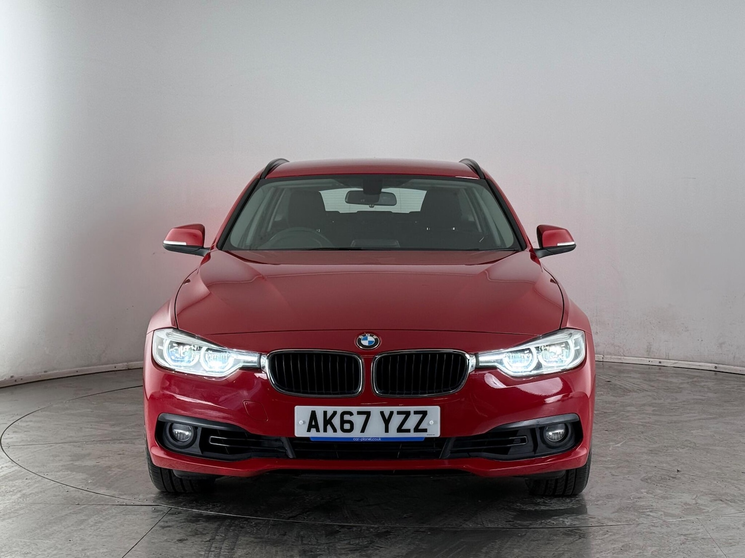 Used BMW 3 Series 2018 for sale - 77246692: Photo 2