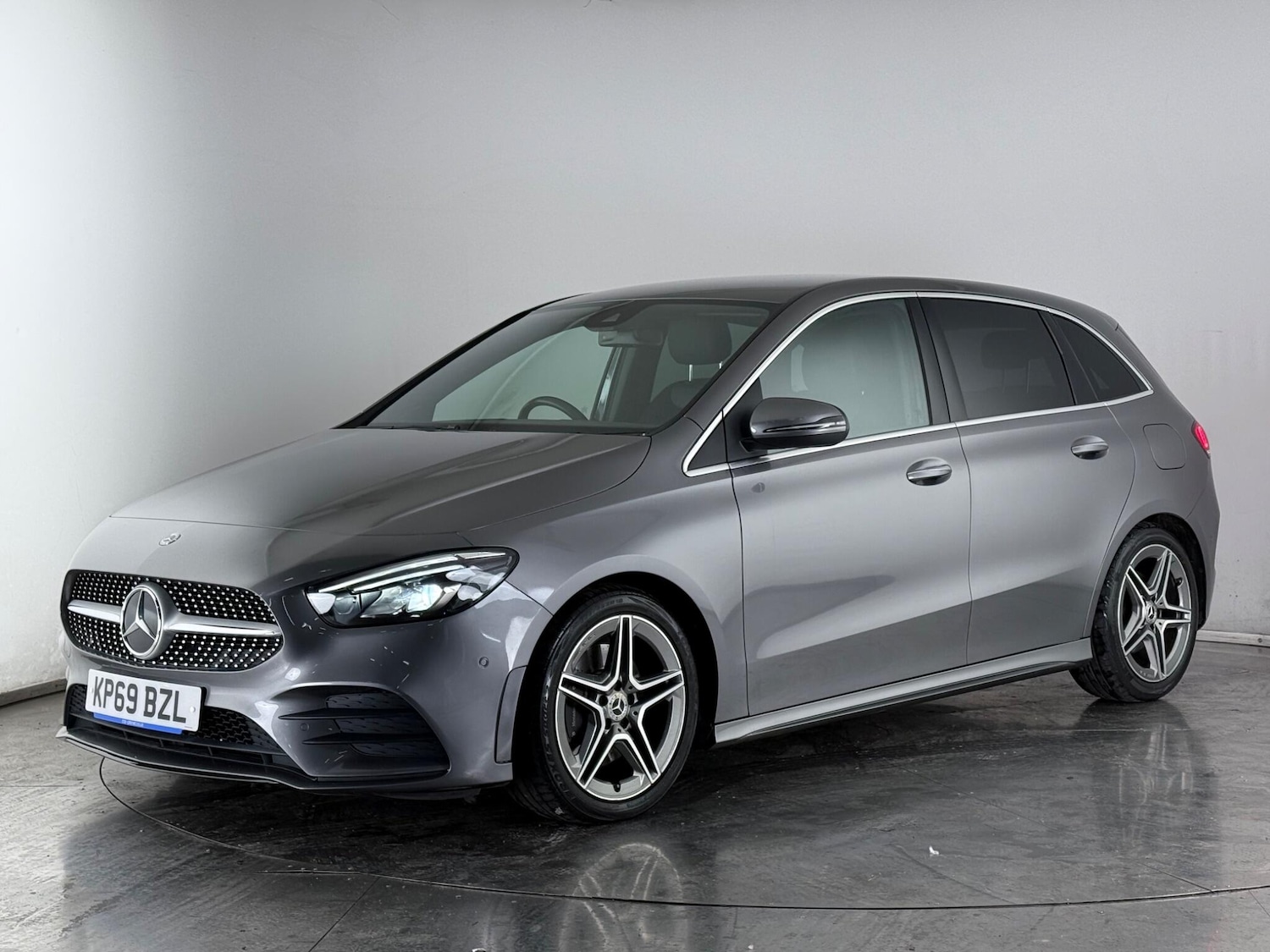 Used Mercedes-Benz B Class 2019 for sale - 77456620: Photo 2