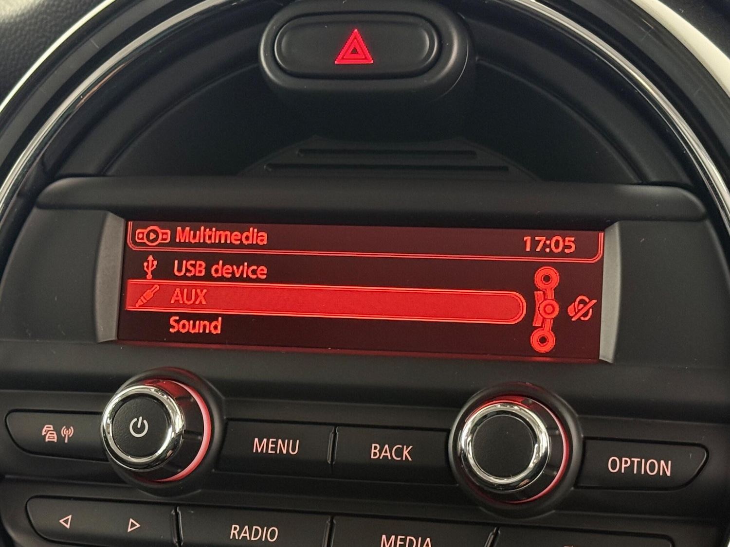 Used MINI Hatch 2017 for sale - 76467406: Photo 32