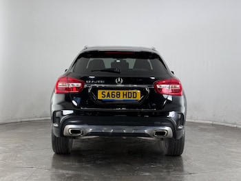 Used Mercedes-Benz GLA 2018 for sale - 77246553: Photo