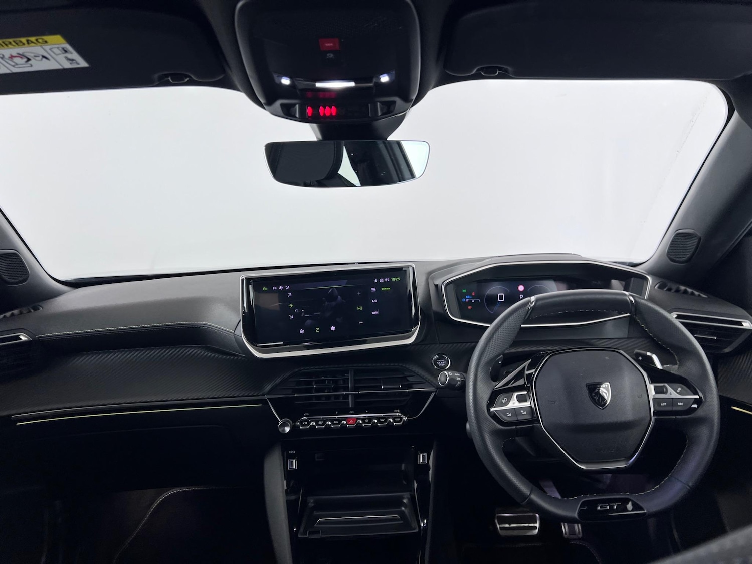 Used Peugeot 2008 2023 for sale - 77182643: Photo 16