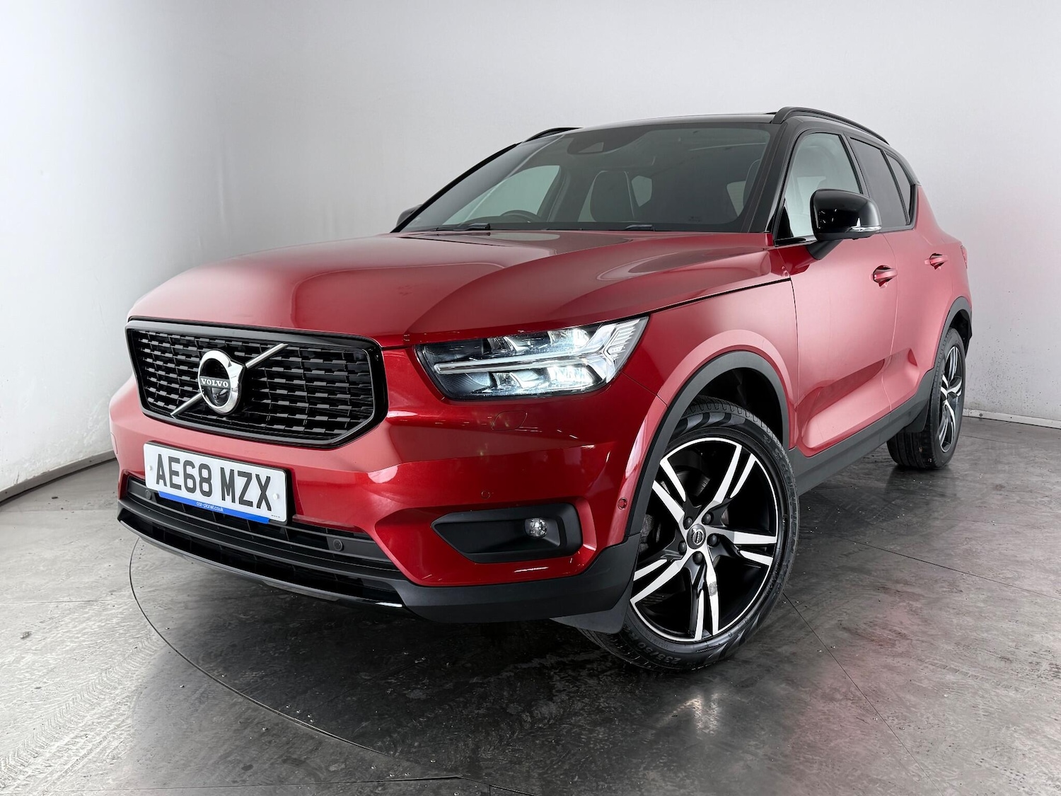 Used Volvo XC40 2018 for sale - 77246704: Photo 32