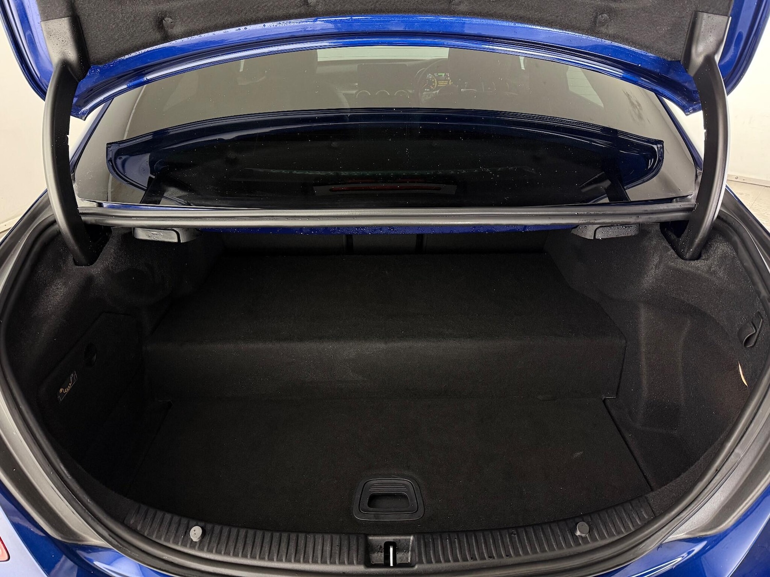 Used Mercedes-Benz C Class 2019 for sale - 76786708: Photo 13