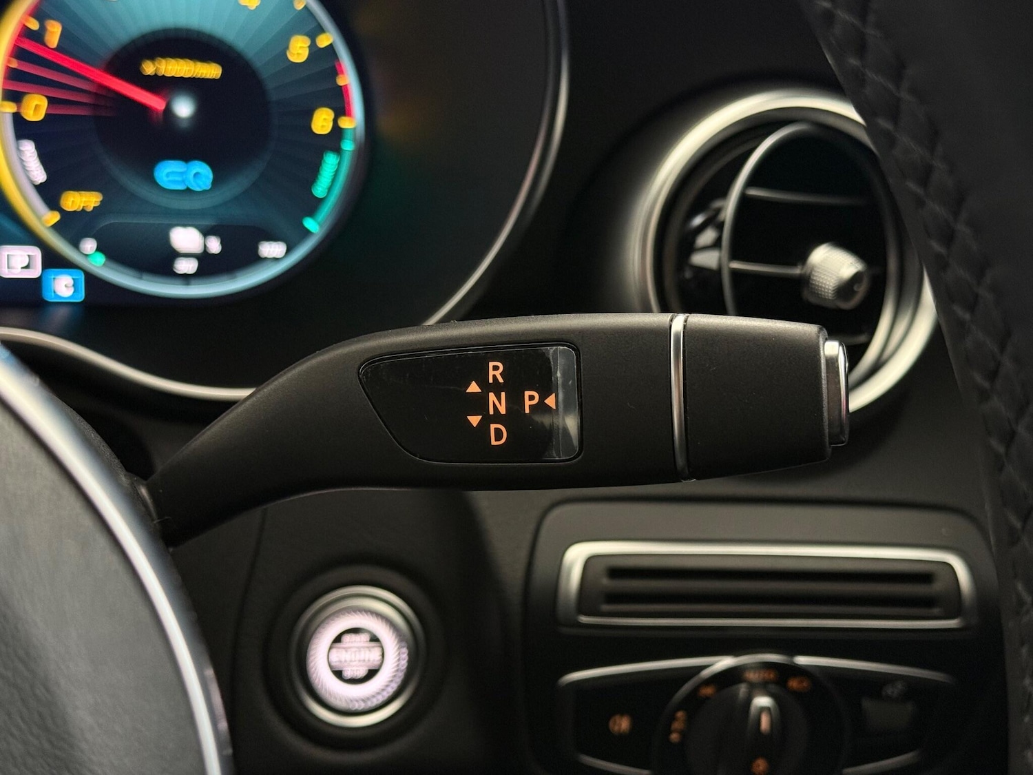 Used Mercedes-Benz C Class 2019 for sale - 76786708: Photo 27