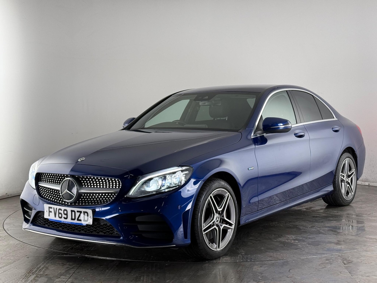 Used Mercedes-Benz C Class 2019 for sale - 76786708: Photo 3