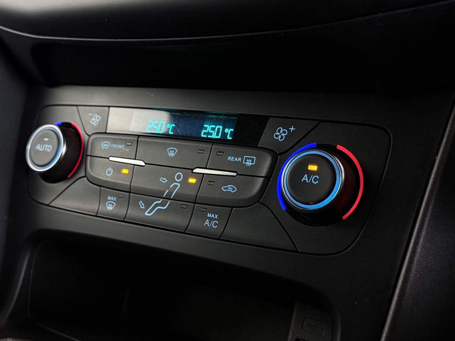 Used Ford Focus 2018 for sale - 77247019: Photo 28