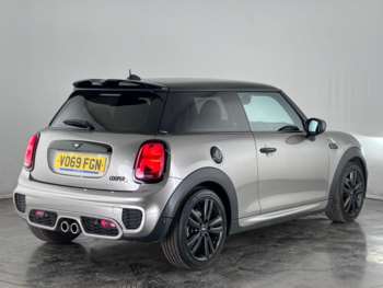 Used MINI Hatch 2019 for sale - 74449016: Photo