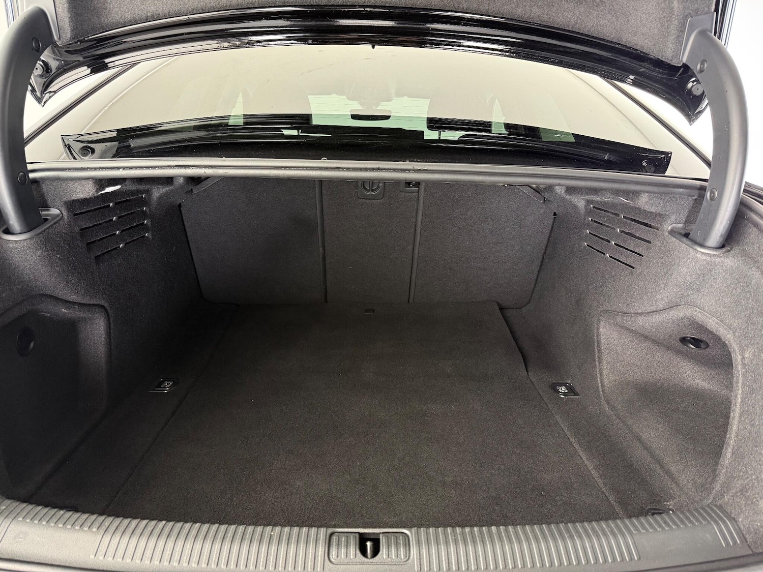 Used Audi A4 2022 for sale - 77246097: Photo 9