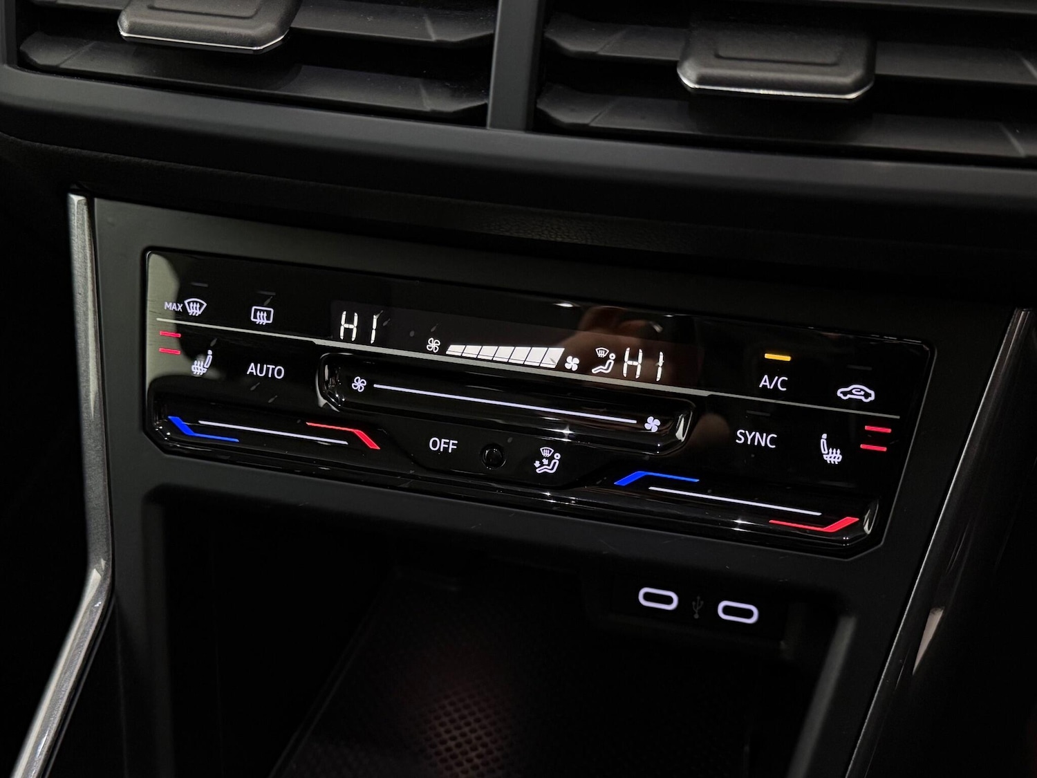 Used Volkswagen Polo 2022 for sale - 77182742: Photo 26