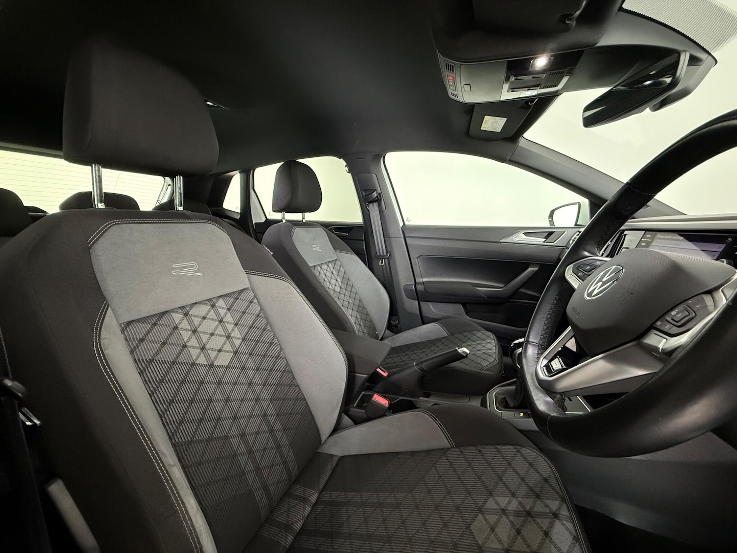 Used Volkswagen Polo 2022 for sale - 77672079: Photo 12