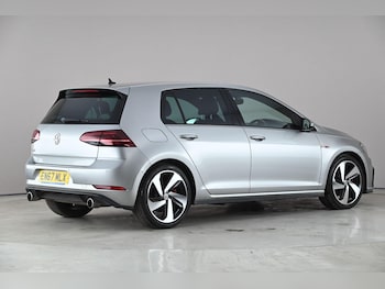 Used Volkswagen Golf 2017 for sale - 78335682: Photo