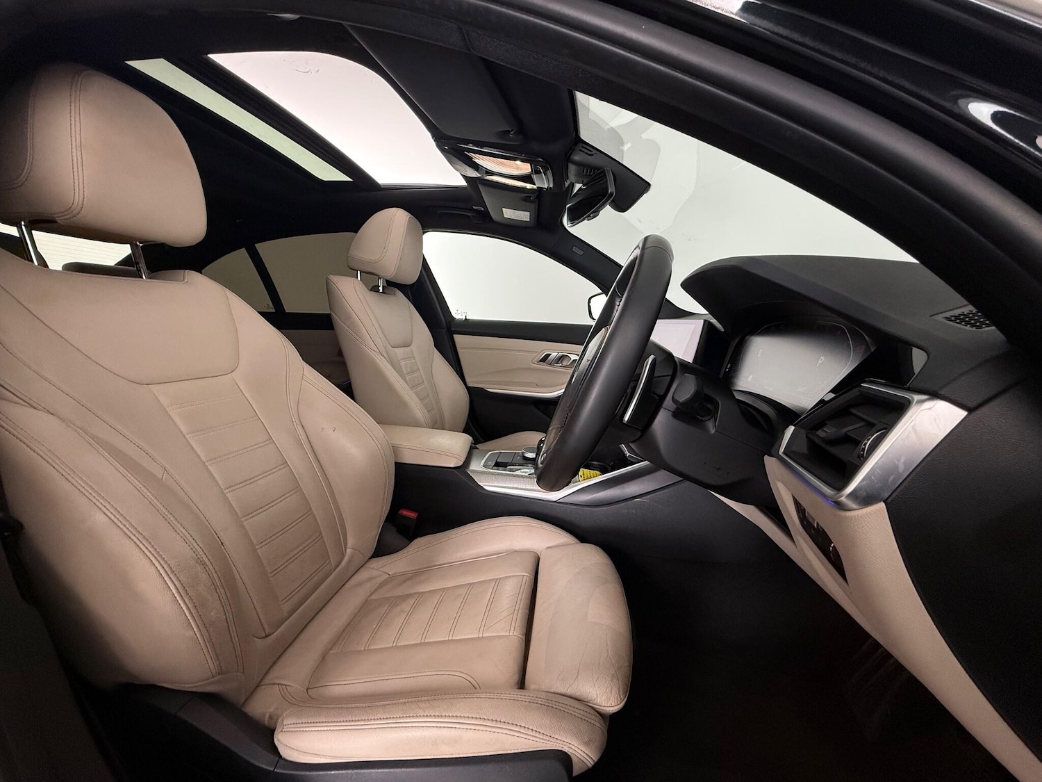 Used BMW 3 Series 2019 for sale - 76689412: Photo 16