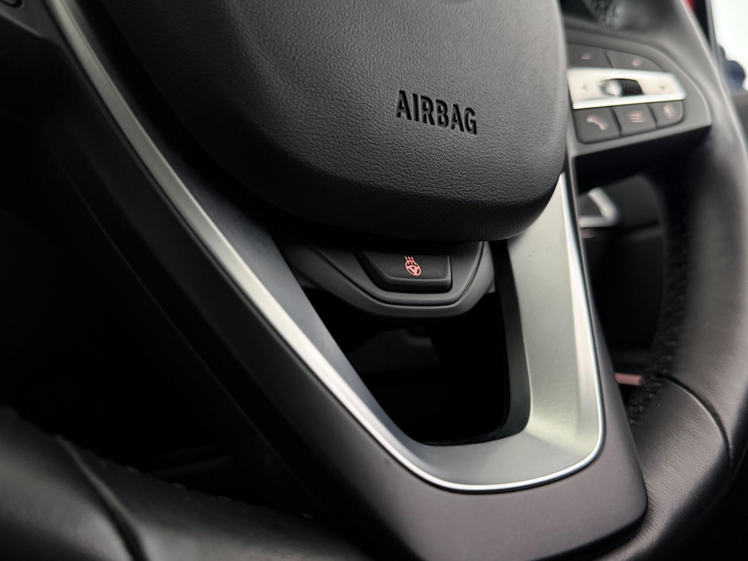 Used BMW 3 Series 2022 for sale - 76539200: Photo 40