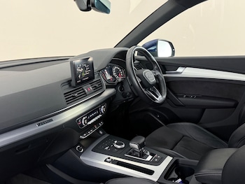 Used Audi Q5 2017 for sale - 78602192: Photo