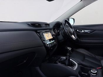 Used Nissan X-Trail 2017 for sale - 79189193: Photo