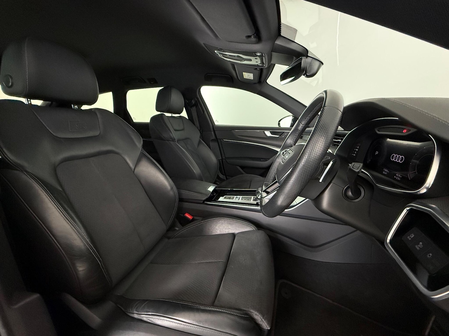 Used Audi A6 Avant 2021 for sale - 76632767: Photo 17