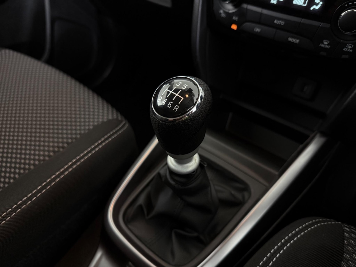 Used Suzuki Vitara 2022 for sale - 77216840: Photo 28