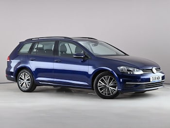 Used Volkswagen Golf 2018 for sale - 78814792: Photo