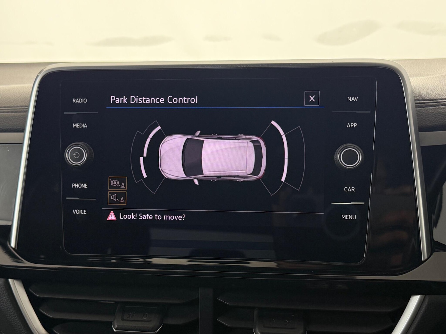 Used Volkswagen T-Roc 2022 for sale - 77243280: Photo 33