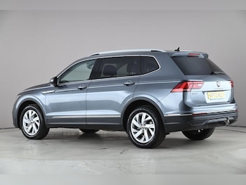Used Volkswagen Tiguan Allspace 2022 for sale - 78335685: Photo