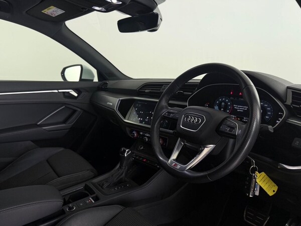 Used Audi Q3 2021 for sale - 75630963: Photo 16