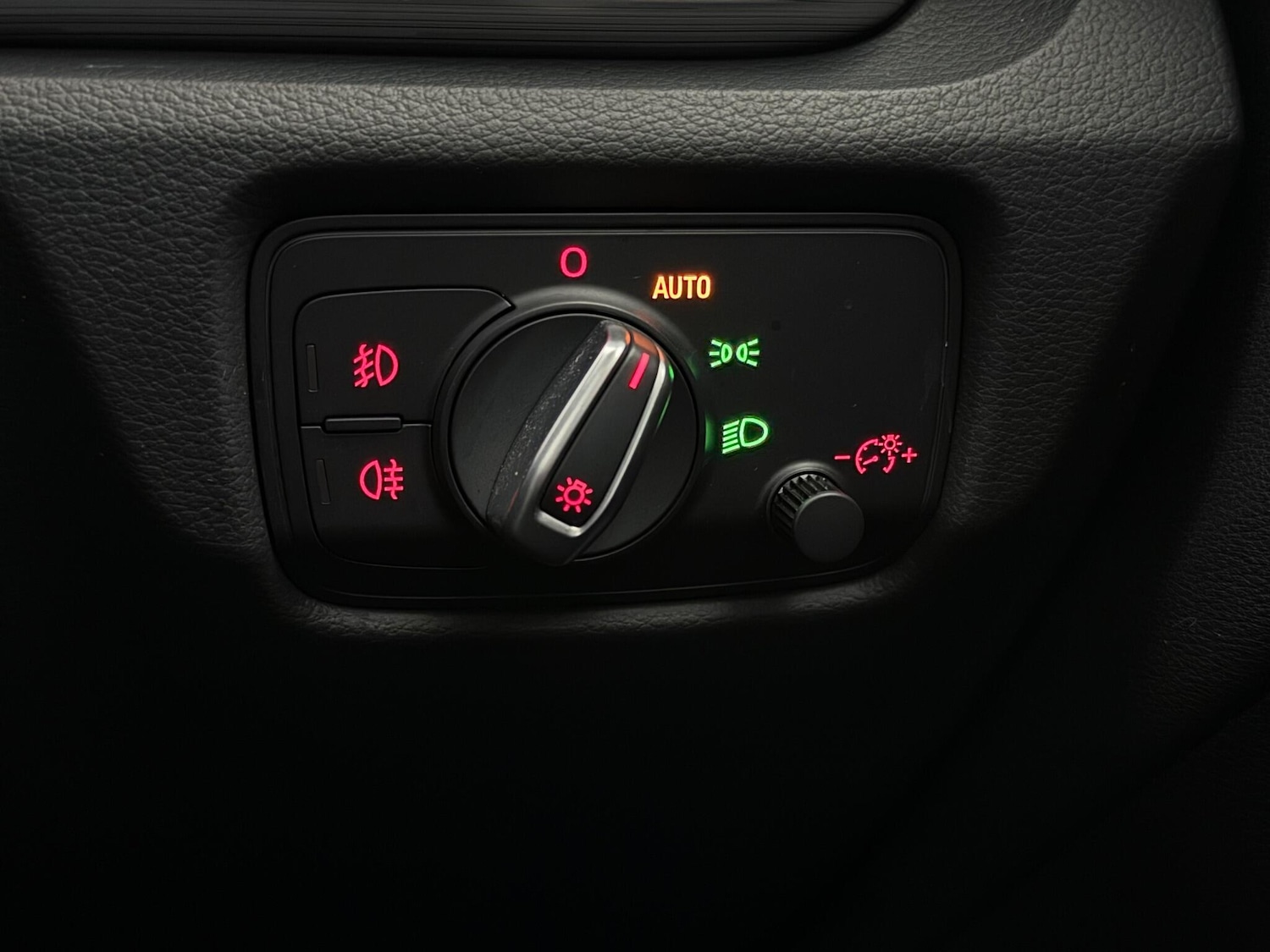 Used Audi A3 2013 for sale - 77182517: Photo 29