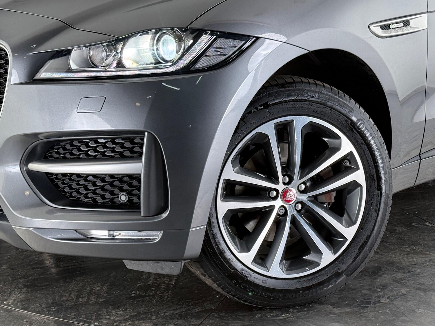 Used Jaguar F-Pace 2018 for sale - 76608288: Photo 47