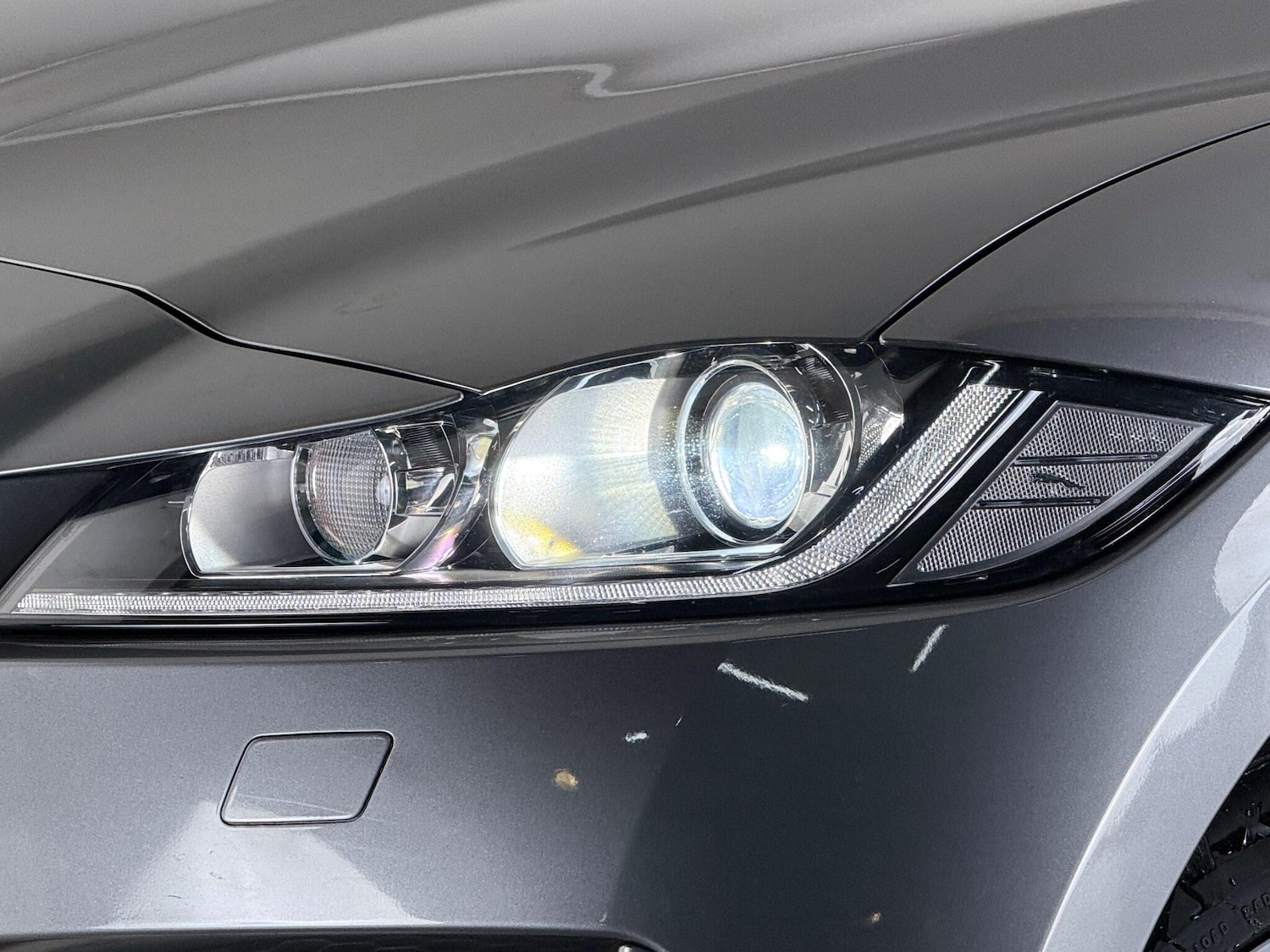 Used Jaguar F-Pace 2018 for sale - 76608288: Photo 9