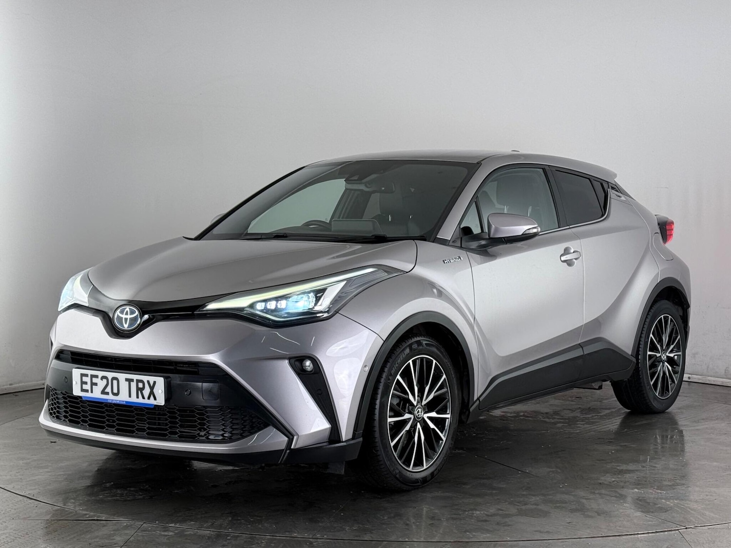Used Toyota C-HR 2020 for sale - 77568233: Photo 3