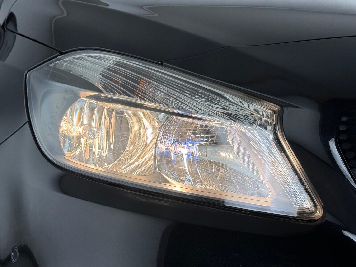 Used Mercedes-Benz A-Class 2017 for sale - 77259795: Photo 5