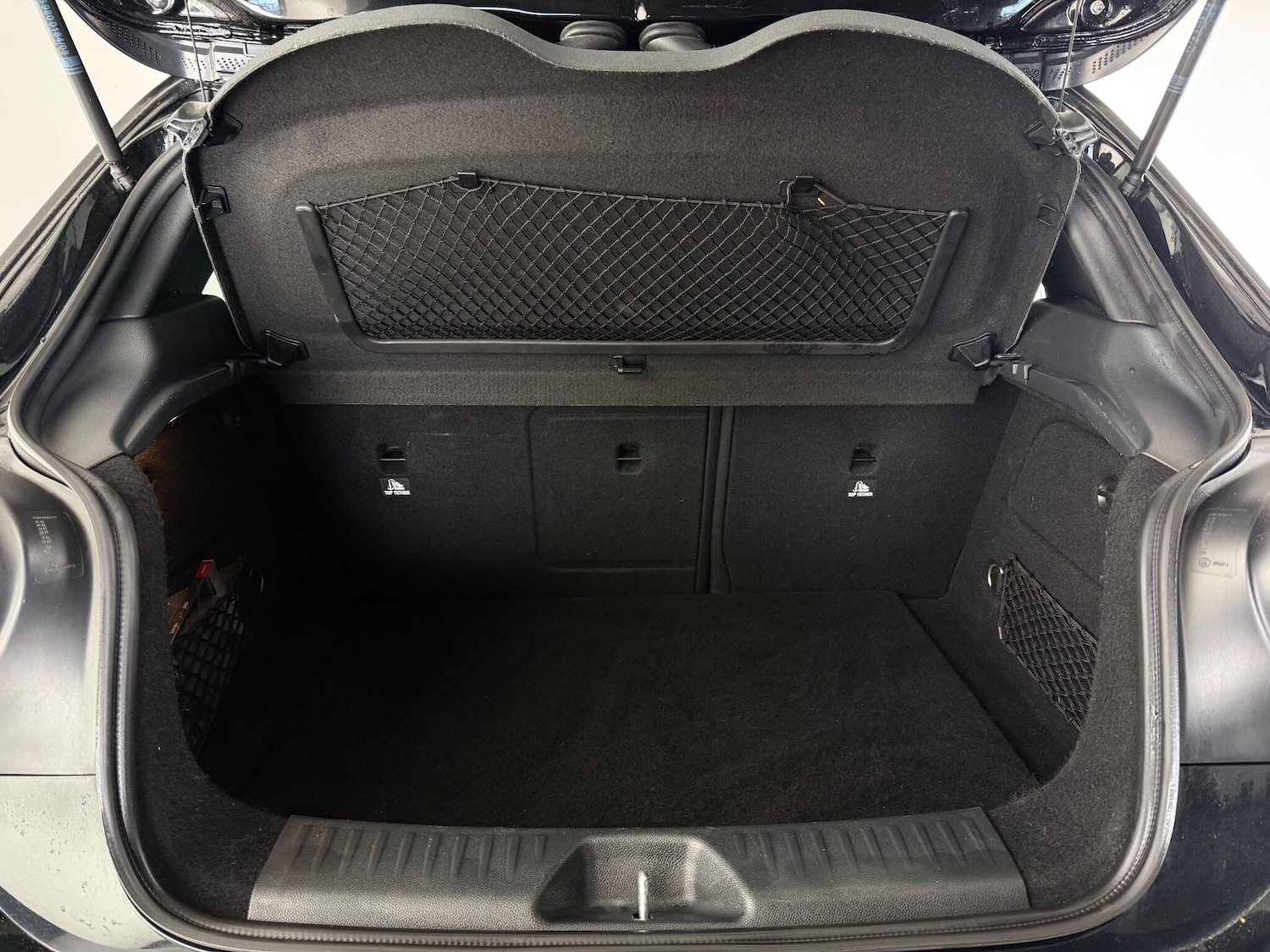 Used Mercedes-Benz A-Class 2017 for sale - 77259795: Photo 8