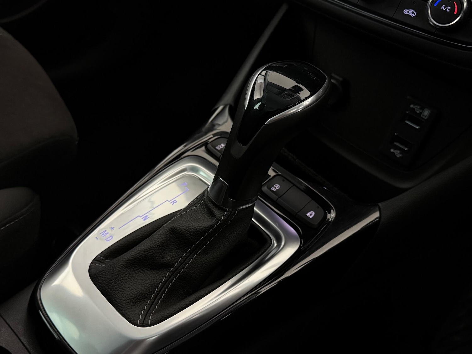 Used Vauxhall Crossland 2022 for sale - 77260304: Photo 27