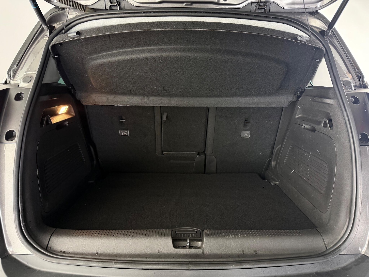 Used Vauxhall Crossland 2022 for sale - 77260304: Photo 9