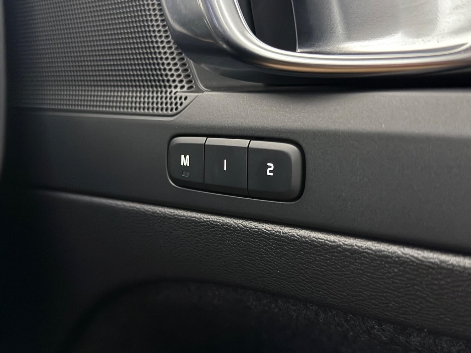 Used Volvo XC40 2022 for sale - 77155886: Photo 19