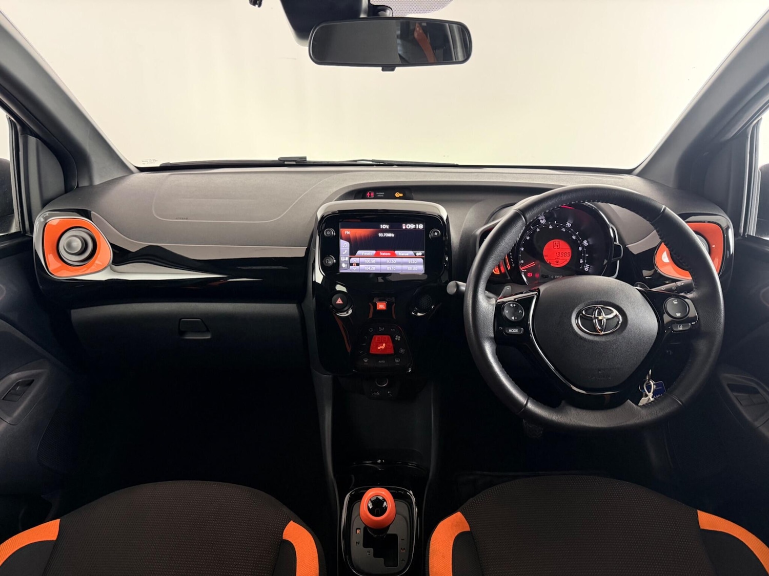 Used Toyota AYGO 2020 for sale - 77387800: Photo 12