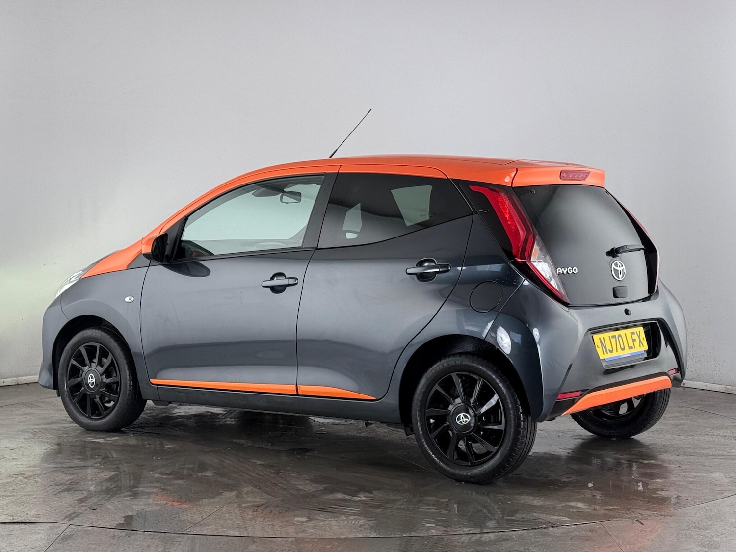 Used Toyota AYGO 2020 for sale - 77387800: Photo 4