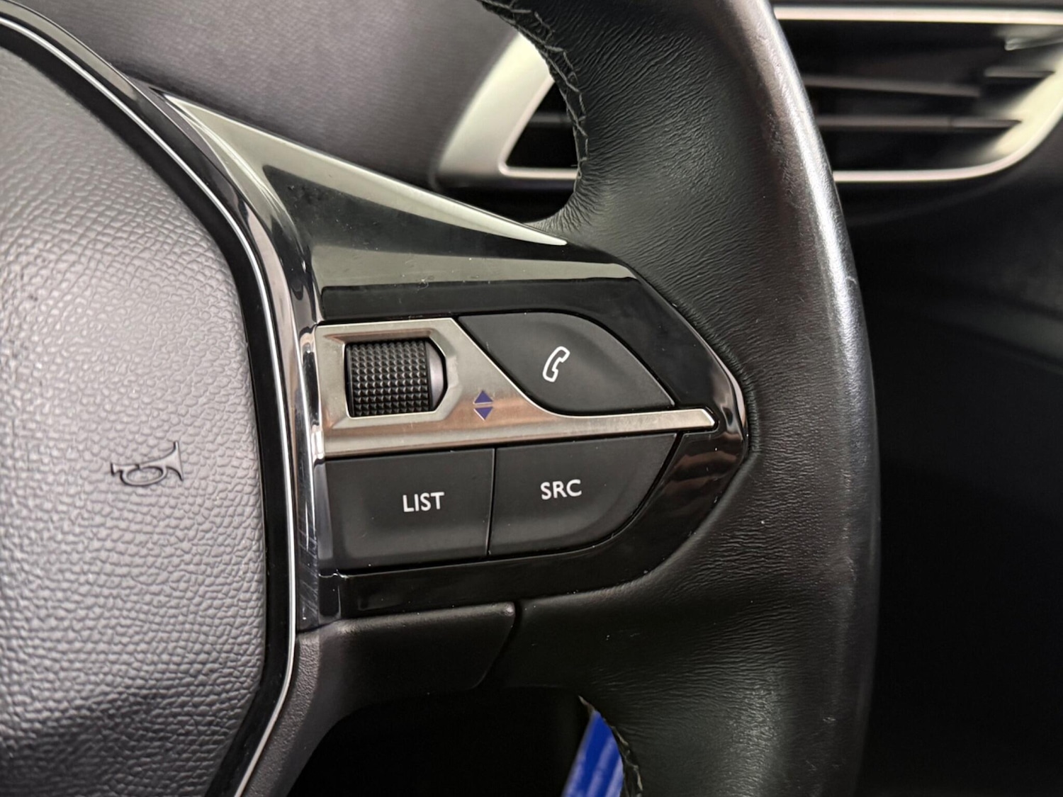 Used Peugeot 3008 2019 for sale - 77243056: Photo 22