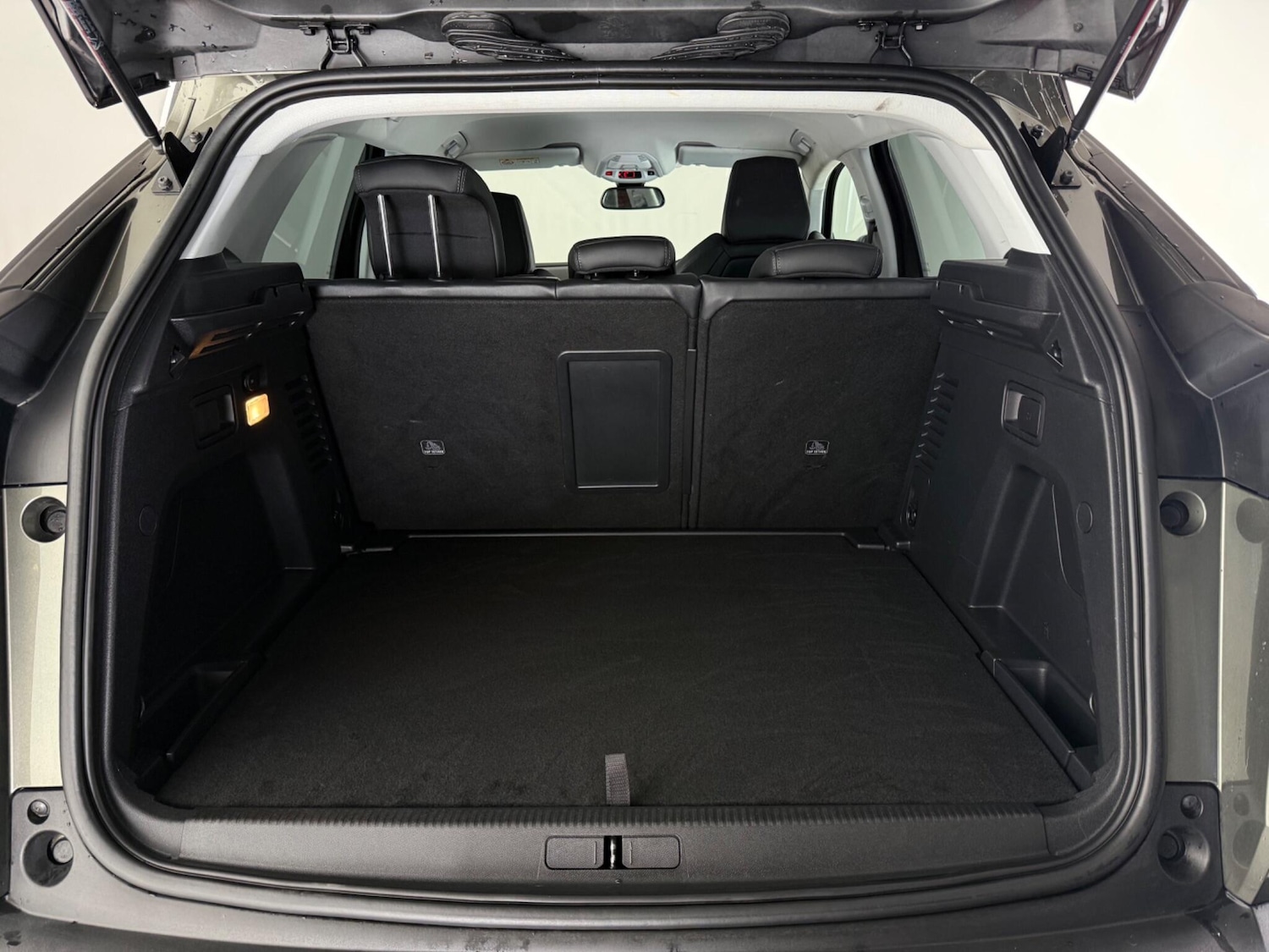 Used Peugeot 3008 2019 for sale - 77243056: Photo 9