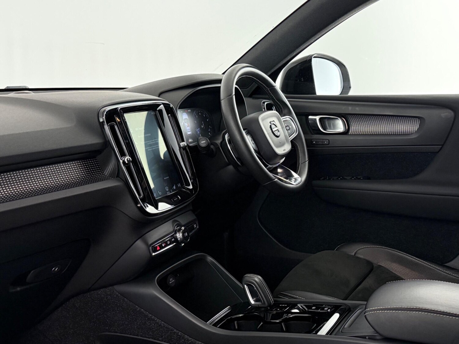 Used Volvo XC40 2020 for sale - 77754475: Photo 13