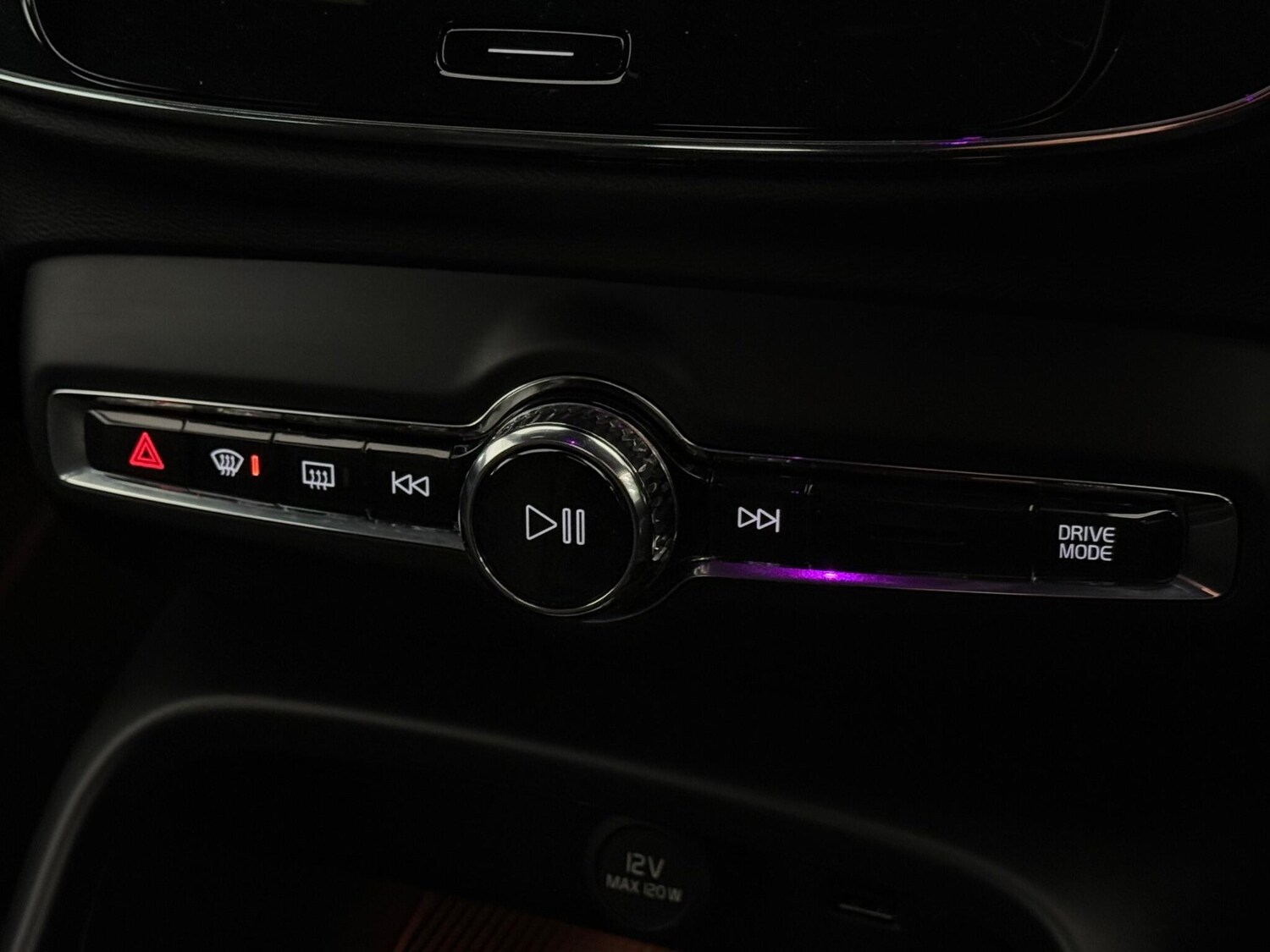 Used Volvo XC40 2020 for sale - 77754475: Photo 35