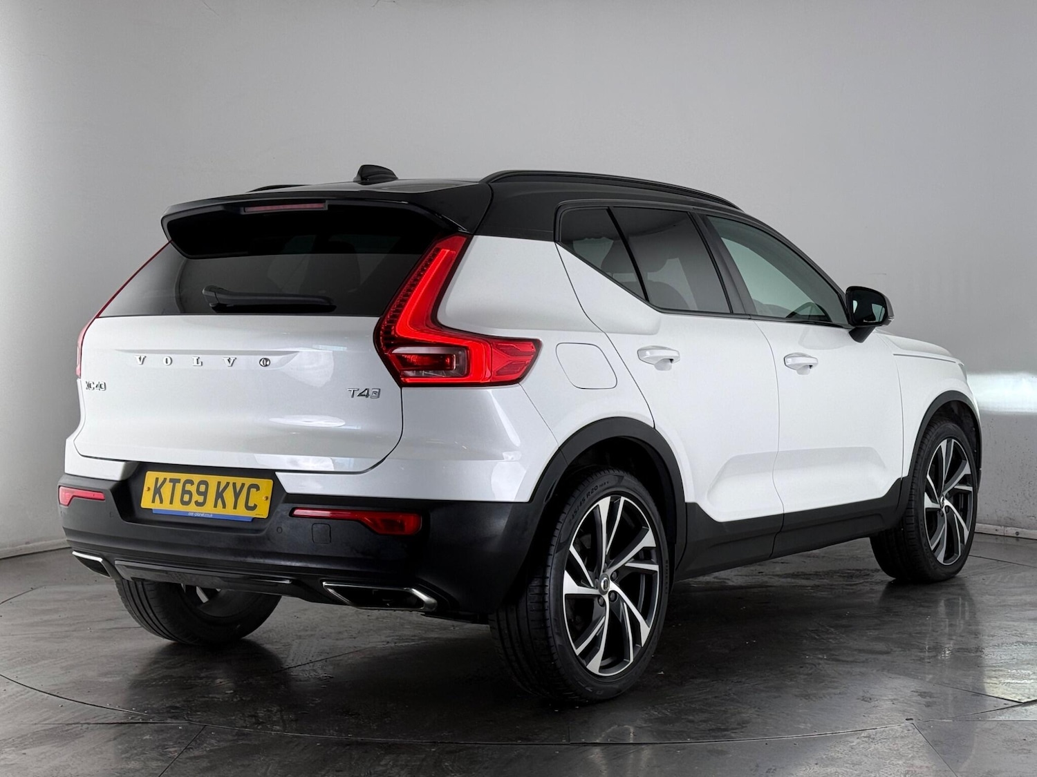 Used Volvo XC40 2020 for sale - 77754475: Photo 4