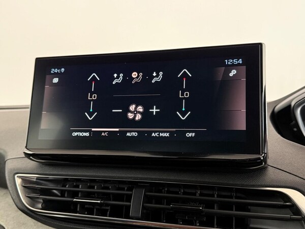 Used Peugeot 3008 2023 for sale - 75693425: Photo 32