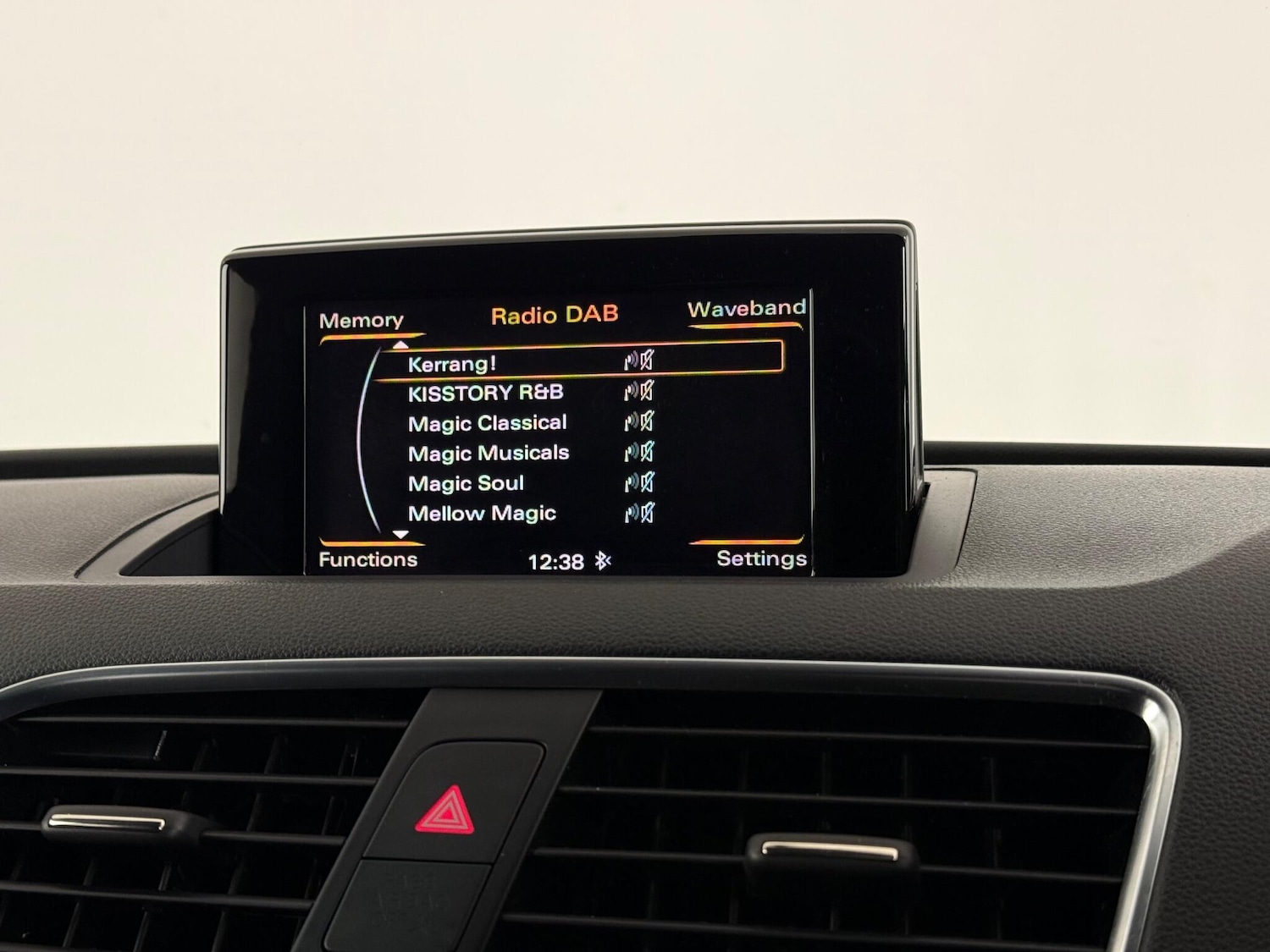 Used Audi Q3 2016 for sale - 77260040: Photo 24