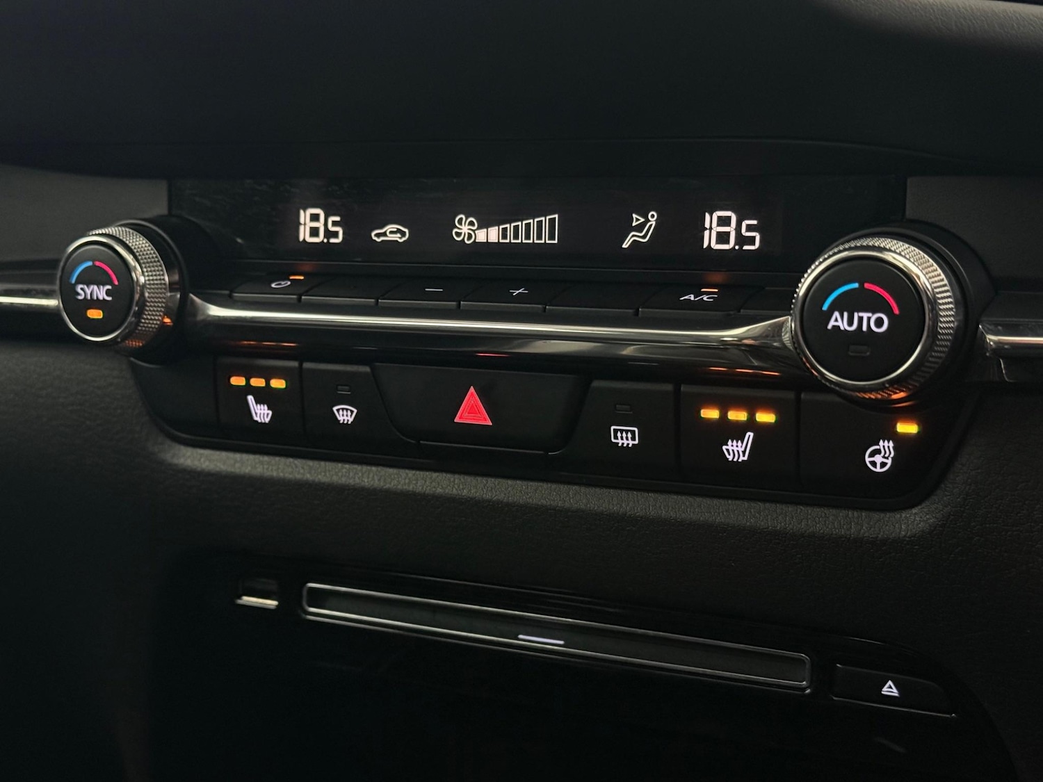 Used Mazda CX-30 for sale - 77074911: Photo 39