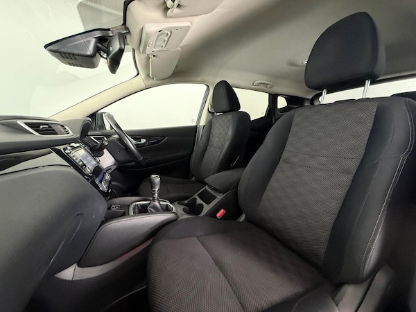 Used Nissan Qashqai 2016 for sale - 75727579: Photo 17