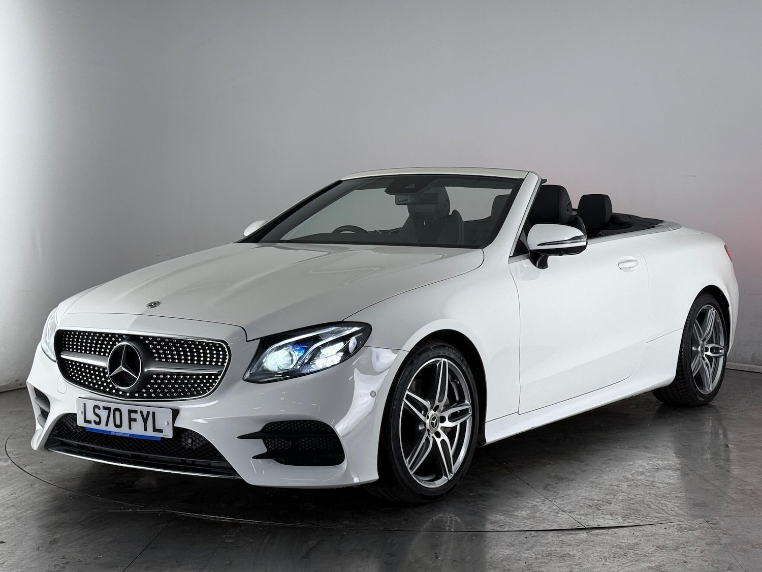 Used Mercedes-Benz E Class 2020 for sale - 78148373: Photo 3